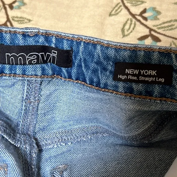 Mavi New York High-Rise Straight Jeans - Picture 11 of 11